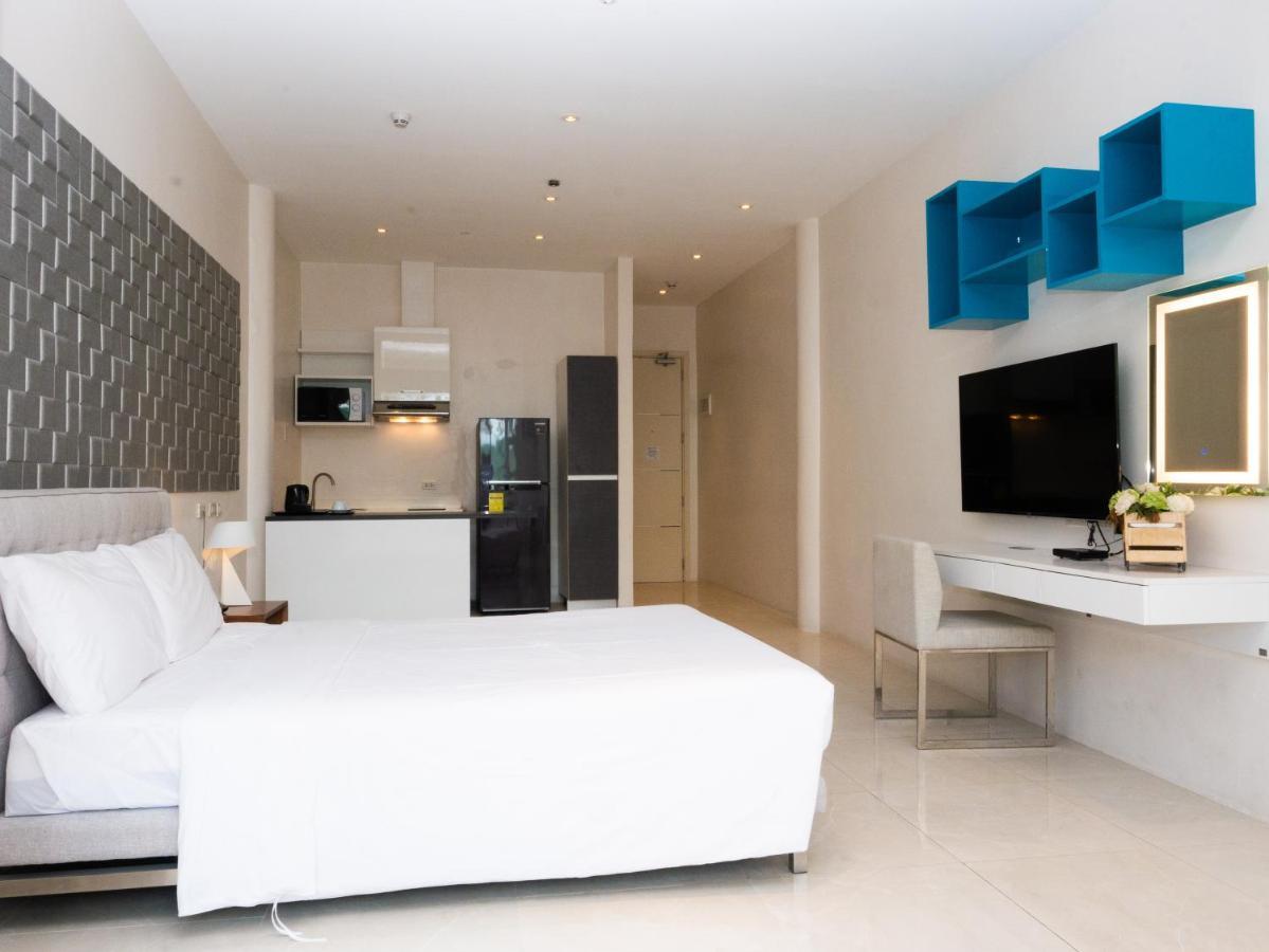 City Park Hotel Residences Taguig Exterior photo